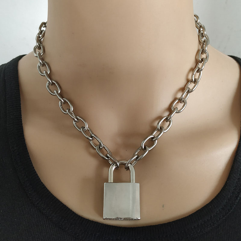 Women Jewelry Silver Color PadLock Pendant Necklace Brand New Stainless Steel Rolo Cable Chain Necklace Friendship Gifts
Women Jewelry Silver Color PadLock Pendant Necklace Brand New Stainless Steel Rolo Cable Chain Necklace Friendship Gifts