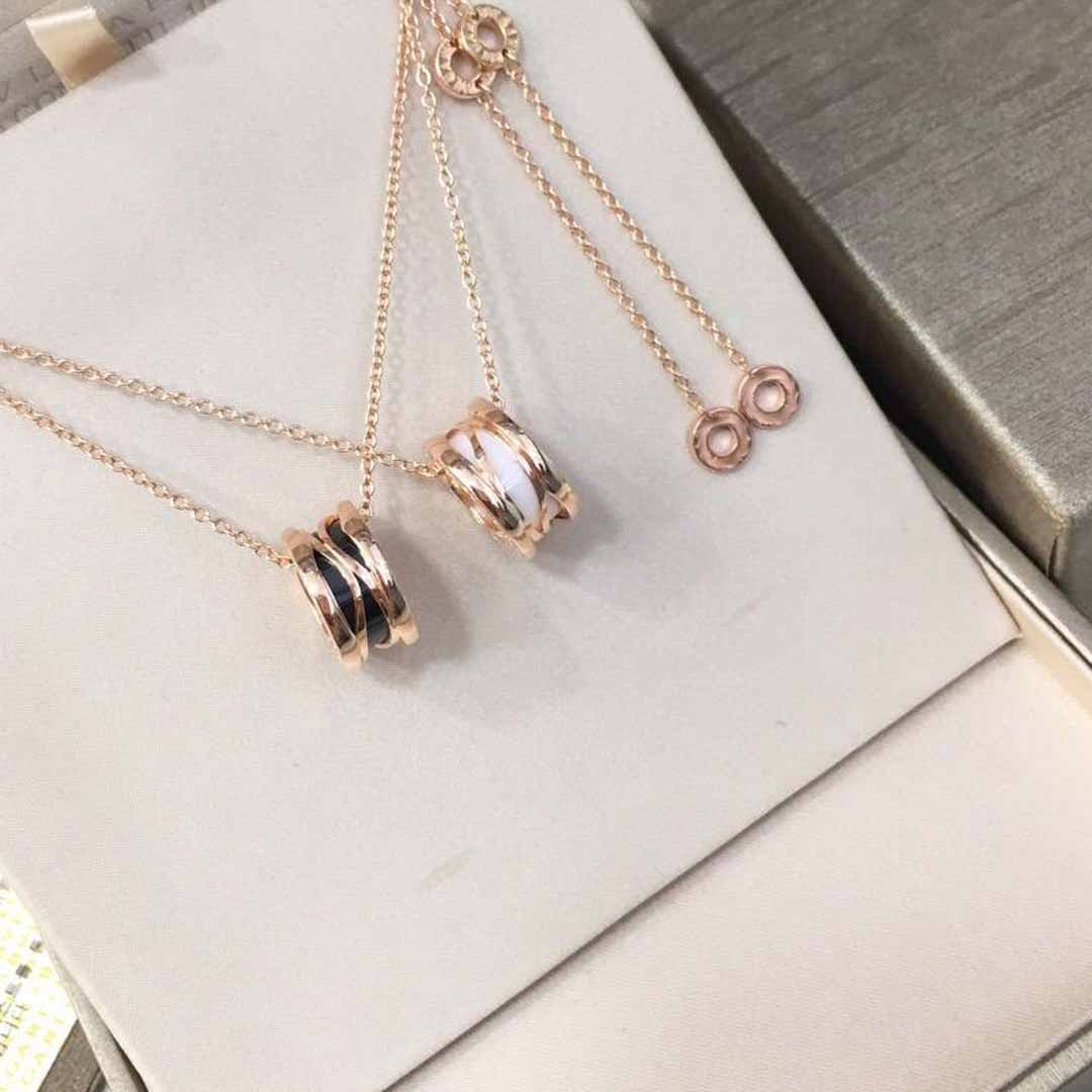 FAHMI Line Ceramic Necklace 925 Sterling Silver with A Staggered Curve Shape Elegant Ladies Noble Necklace Party Wedding Ceramic Necklace
FAHMI Line Ceramic Necklace 925 Sterling Silver with A Staggered Curve Shape Elegant Ladies Noble Necklace Party Wedding Ceramic Necklace