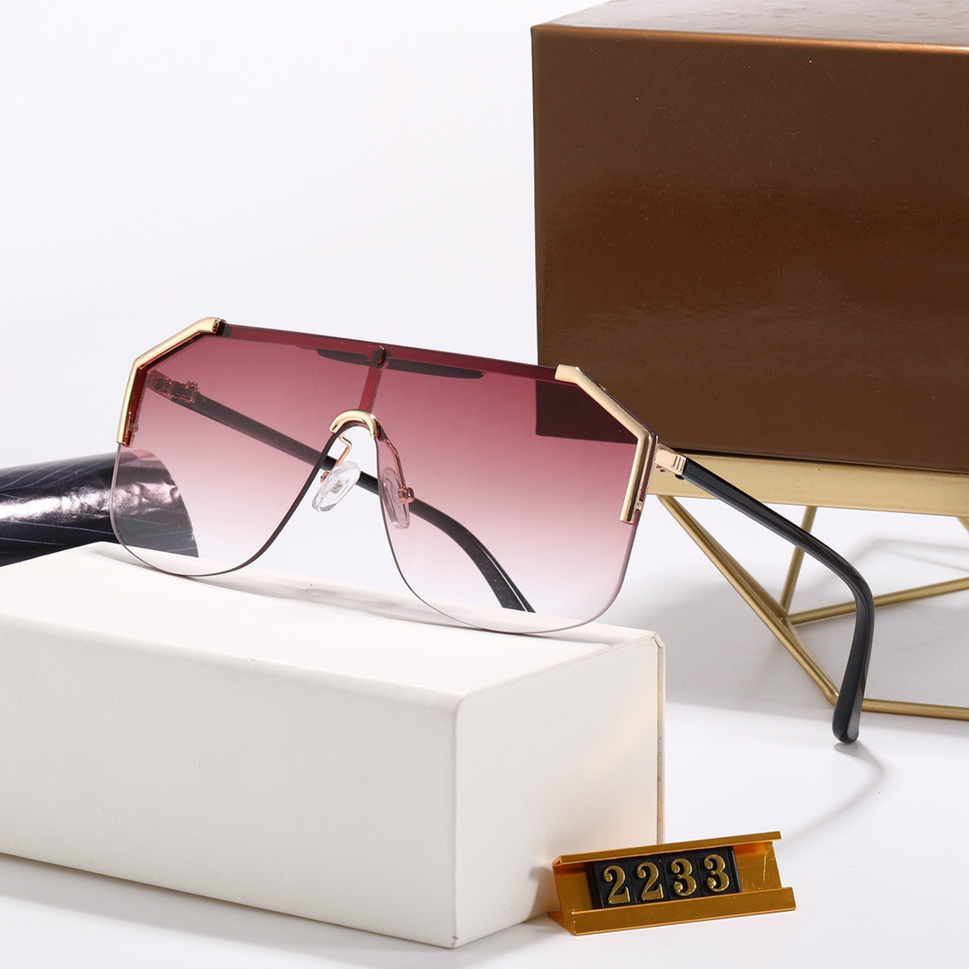 Women Designer Gold Metal Pilot Sunglasses Green Lens Sonnenbrille des lunettes de soleil Luxury Designer Sunglasses
Women Designer Gold Metal Pilot Sunglasses Green Lens Sonnenbrille des lunettes de soleil Luxury Designer Sunglasses