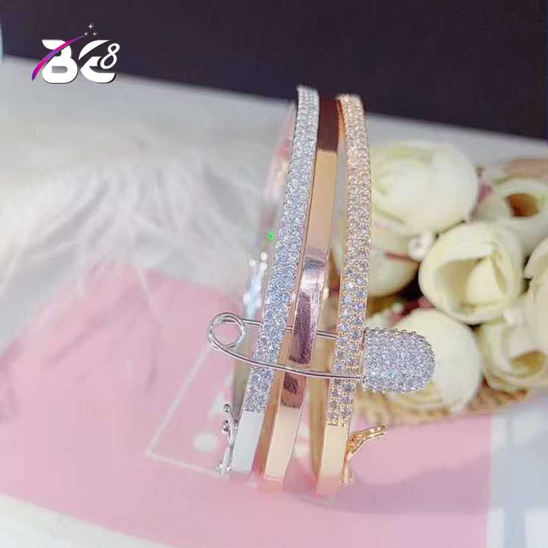 Be 8 Luxury Women Hot Trendy Style Gold Color Big Square CZ Crystal Bracelets & Bangles for Party Gift Nigeria Bijoux B116
Be 8 Luxury Women Hot Trendy Style Gold Color Big Square CZ Crystal Bracelets & Bangles for Party Gift Nigeria Bijoux B116