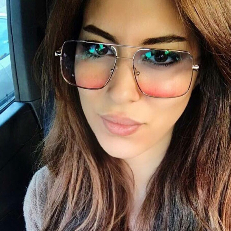 2020 New Brand Designer Metal Men Oversized Sunglasses Fashion Luxury Square Sunglasses Women Mirror Lens
2020 New Brand Designer Metal Men Oversized Sunglasses Fashion Luxury Square Sunglasses Women Mirror Lens