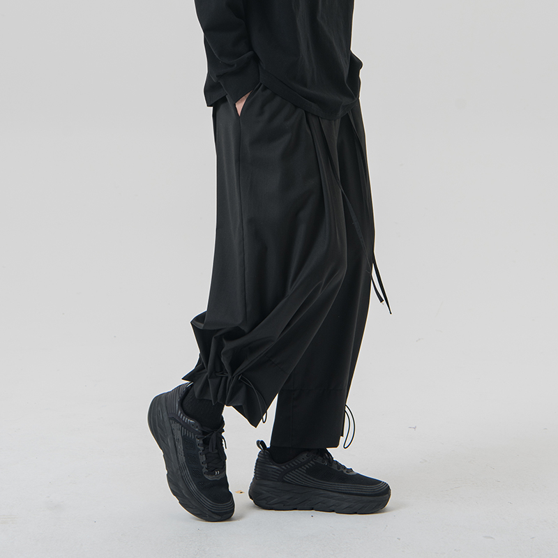 27-46 2020 Men's clothing Hair Stylist fashion show Adjustable hem pleated trousers casual loose drawstring plus size costumes, Black
27-46 2020 Men's clothing Hair Stylist fashion show Adjustable hem pleated trousers casual loose drawstring plus size costumes, Black