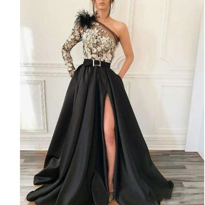 Modern Arabic One Shoulder Feather Prom Dresses A Line Evening Gowns Long Sleeves Appliques Lace Side High Slit Special Occasion Dress