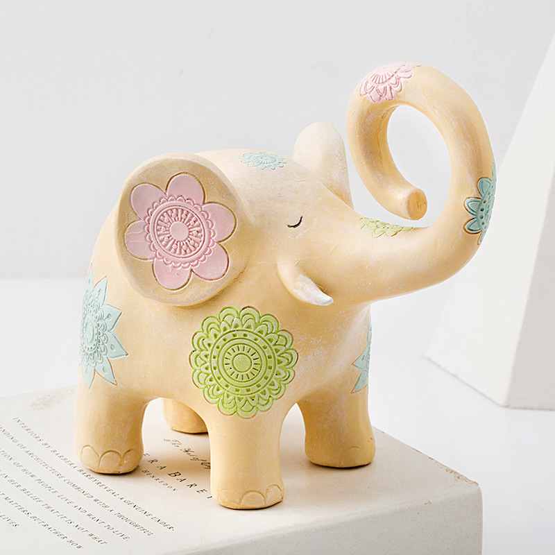 Northern Europe Animal Retro Ornaments Cartoon Gift Deer Room Decoration vintage home decor Small Elephant Statue
Northern Europe Animal Retro Ornaments Cartoon Gift Deer Room Decoration vintage home decor Small Elephant Statue