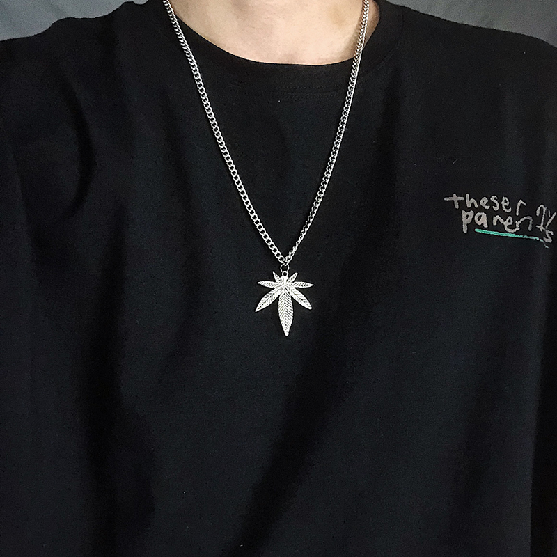 Casual fashion Ulzzang fun hip hop necklace Harajuku punk street couple Vintage male gothic necklace
Casual fashion Ulzzang fun hip hop necklace Harajuku punk street couple Vintage male gothic necklace