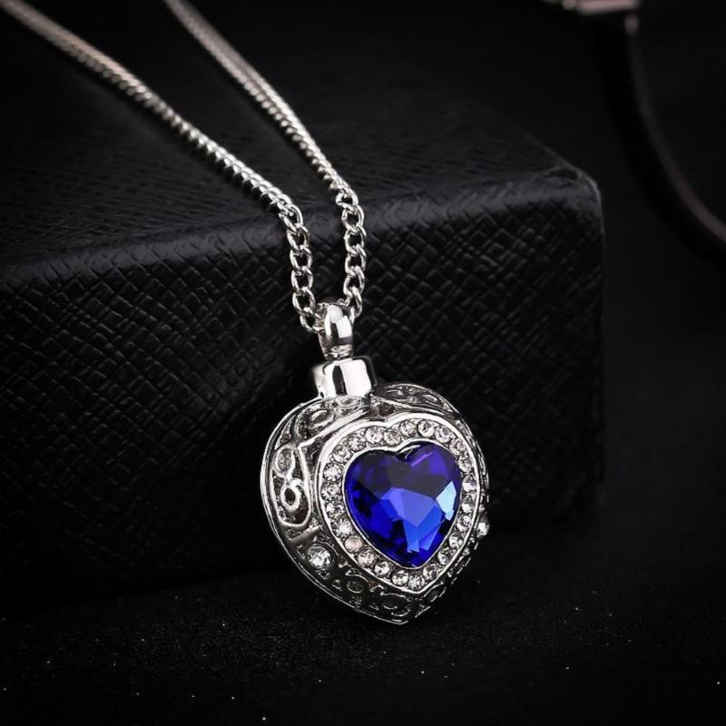 Hot Sale Women Blue Ocean Heart Pendant Necklace Vintage Rhinestone Box Pendant Necklace Fashion Trendy Jewelry
Hot Sale Women Blue Ocean Heart Pendant Necklace Vintage Rhinestone Box Pendant Necklace Fashion Trendy Jewelry