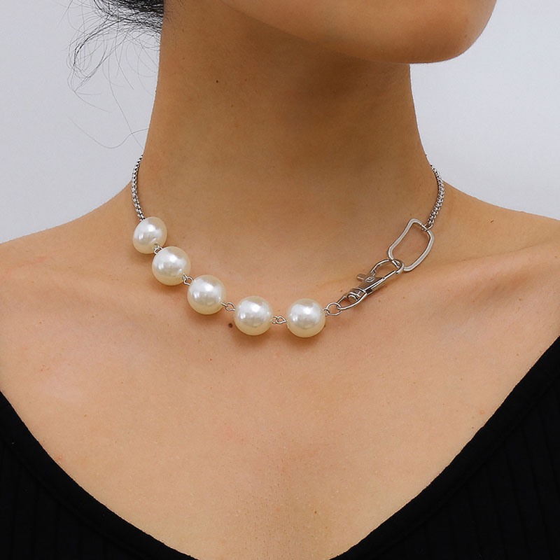 Vintage Creative Imitation Pearls Choker Necklace Women Simple Temperament Geometric Clavicle Necklace Ladies Fashion Jewelry
Vintage Creative Imitation Pearls Choker Necklace Women Simple Temperament Geometric Clavicle Necklace Ladies Fashion Jewelry