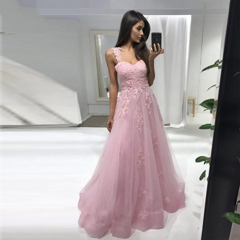 Setwell Spaghetti A-line Evening Dresses Sleeveless Lace Appliques Pleated Floor Length Prom Party Gowns Plus Size