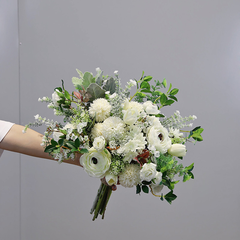 White Series Mixed Imitation Flower Bouquet Wedding Decorative Artificial Flowers Bride Bridesmaid Holding Flowers, 1pc greenwhite flowe
White Series Mixed Imitation Flower Bouquet Wedding Decorative Artificial Flowers Bride Bridesmaid Holding Flowers, 1pc greenwhite flowe