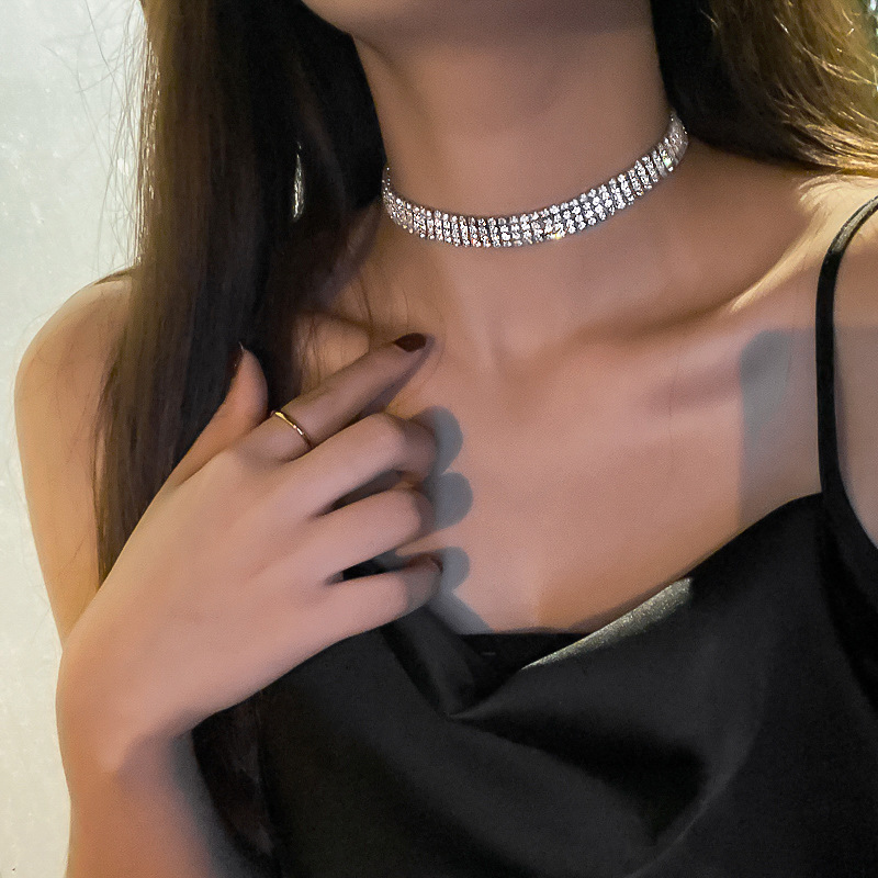 Chokers Stitching Zircon Necklace Trend Fashion Personality Clavicle Chain Wild Short Woman Unique Jewelry Gift
Chokers Stitching Zircon Necklace Trend Fashion Personality Clavicle Chain Wild Short Woman Unique Jewelry Gift
