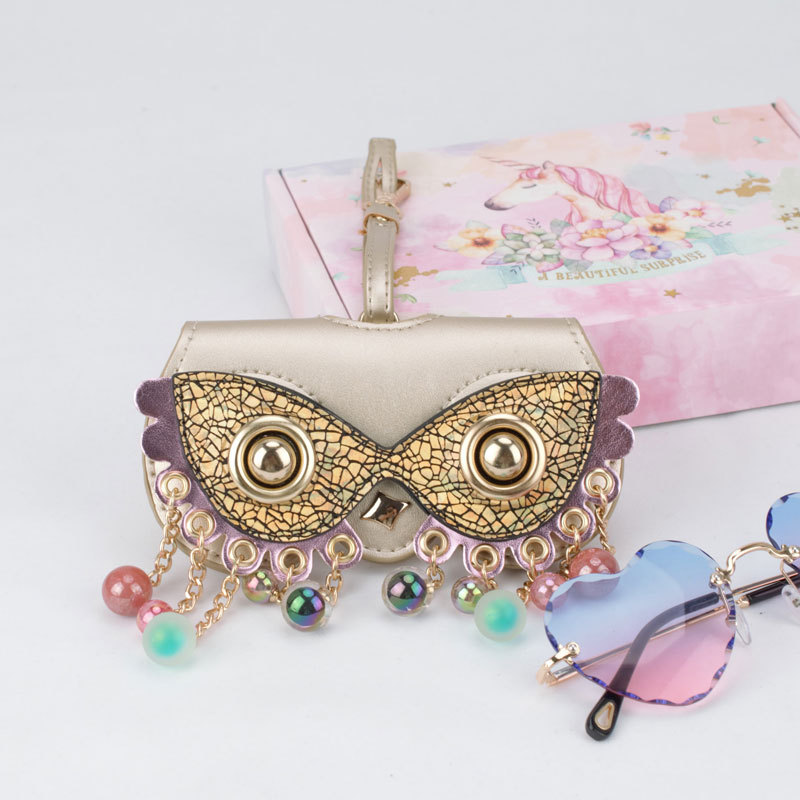 New Product Glasses Case Novelty Lipstick Glasses Bag Bag Ornaments Sunglasses Case Pu Sunglasses
New Product Glasses Case Novelty Lipstick Glasses Bag Bag Ornaments Sunglasses Case Pu Sunglasses