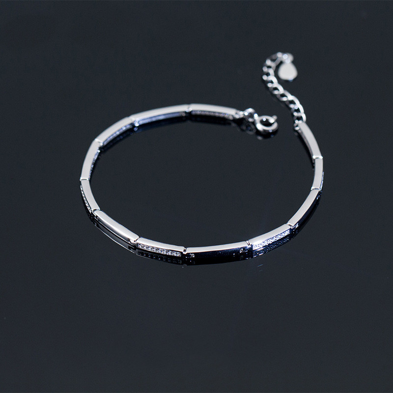 S925 Sterling Silver Color Korean Fashion Minimalist Single Row Zirconia Inlaid Bracelet For Women Lady Daughter Jewelry Gift
S925 Sterling Silver Color Korean Fashion Minimalist Single Row Zirconia Inlaid Bracelet For Women Lady Daughter Jewelry Gift