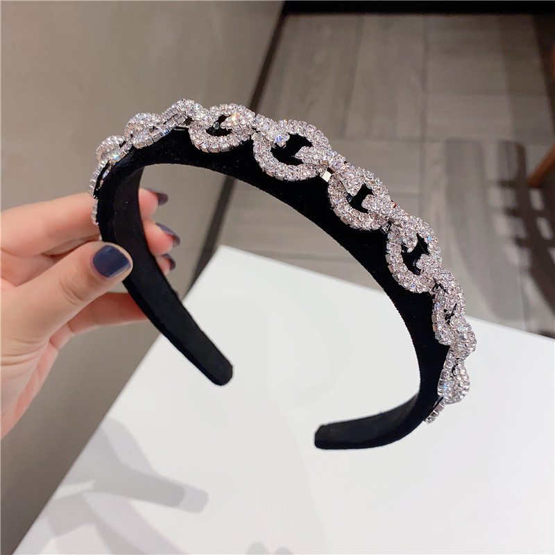 Women Crystal Hairband Chain Diamond Bezel Hair Accessories Wedding Bride Chic Hair Hoop Elegant Lady Full Diamond Headbands
Women Crystal Hairband Chain Diamond Bezel Hair Accessories Wedding Bride Chic Hair Hoop Elegant Lady Full Diamond Headbands