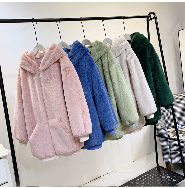 MONMOIRA Solid Hooded Oversized Thick Zipper Faux Fur Coats Women Outwear Warm Winter Fur Coats And Jackets Ladies cwf0211-5, Blue
MONMOIRA Solid Hooded Oversized Thick Zipper Faux Fur Coats Women Outwear Warm Winter Fur Coats And Jackets Ladies cwf0211-5, Blue