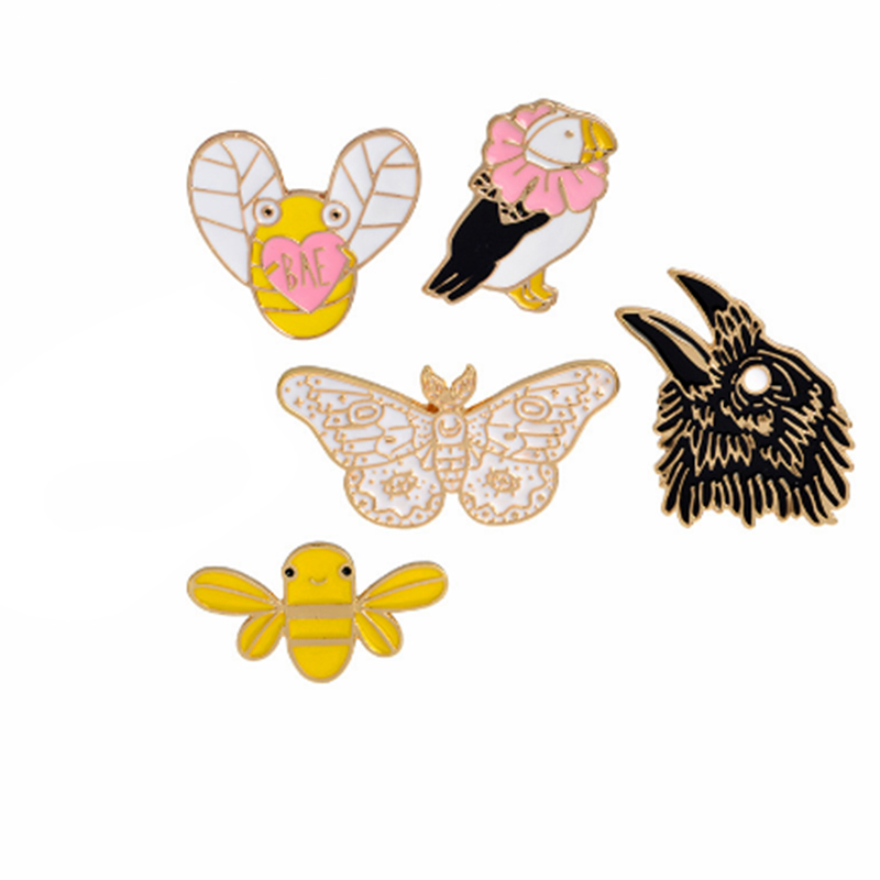 Insect pin bird Brooches pins Eagle butterfly bee bird Animal brooch Animal pins collection Enamel jewelry Gift for friend 
Insect pin bird Brooches pins Eagle butterfly bee bird Animal brooch Animal pins collection Enamel jewelry Gift for friend