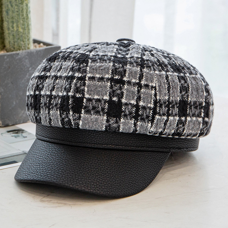 2020 Autumn New Graceful Color Matching Plaid Leather along the Octagonal Hat Female Retro Woolen Newsboy Hat Fashion Bud, Khaki
2020 Autumn New Graceful Color Matching Plaid Leather along the Octagonal Hat Female Retro Woolen Newsboy Hat Fashion Bud, Khaki