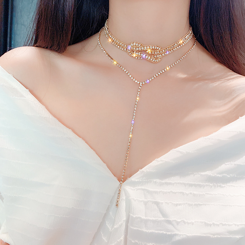 Shining Entanglement tassels Choker Necklaces for women long Full Rhinestone Jewelry Crystal Bar Nightclub DJ Party Gift
Shining Entanglement tassels Choker Necklaces for women long Full Rhinestone Jewelry Crystal Bar Nightclub DJ Party Gift