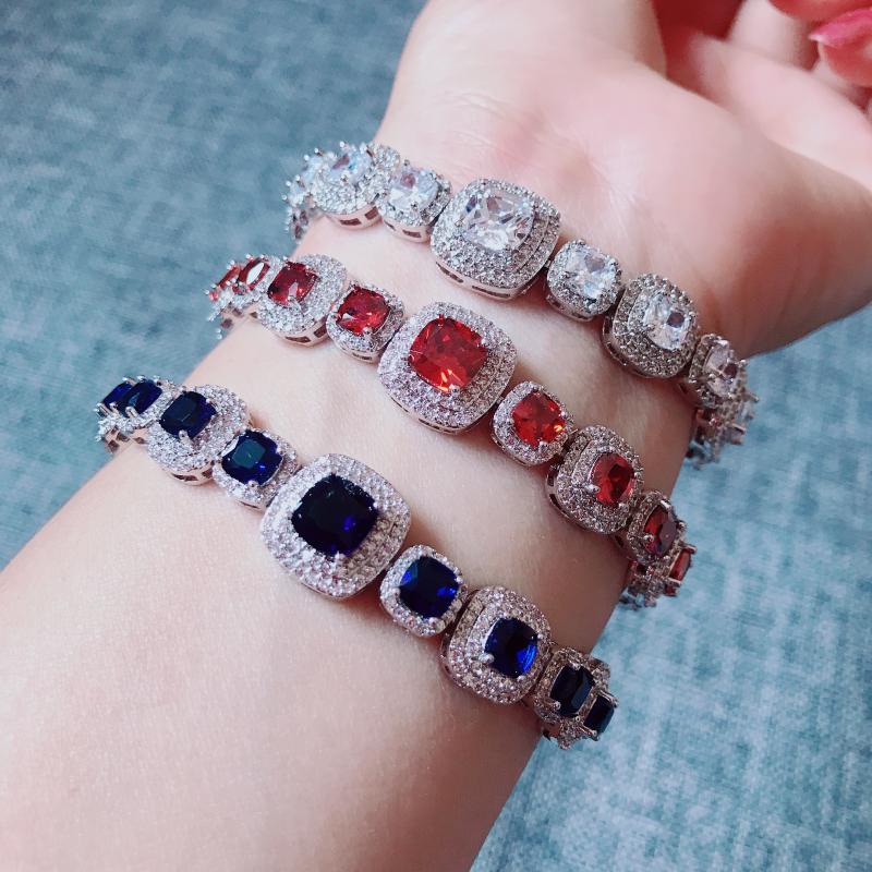 Charm Bracelets Luxurious Zircon Elements Square Austrian Crystal Bracelet White Gold-color For Women Top Quality Wedding Jewelry S0492
Charm Bracelets Luxurious Zircon Elements Square Austrian Crystal Bracelet White Gold-color For Women Top Quality Wedding Jewelry S0492