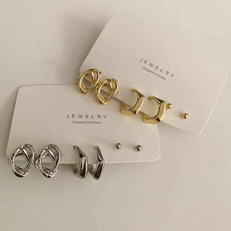 Korea 2020 New Irregular Hoop Earrings Female Simple Metal Gold Silver Color Geometric Set Halloween Women Party Prom Jewelery
Korea 2020 New Irregular Hoop Earrings Female Simple Metal Gold Silver Color Geometric Set Halloween Women Party Prom Jewelery