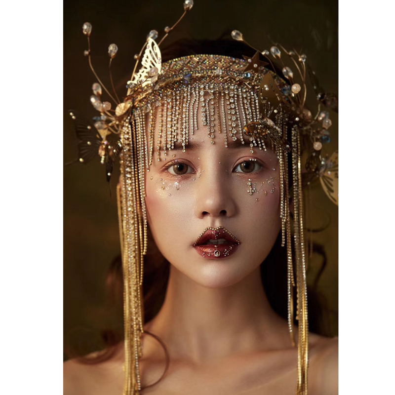 Fashion Golden Head Band Fairy Butterfly Headdress Pearl Bead Chain Tassels Model Show Studio Photo Shoot Decoration Accessories
Fashion Golden Head Band Fairy Butterfly Headdress Pearl Bead Chain Tassels Model Show Studio Photo Shoot Decoration Accessories