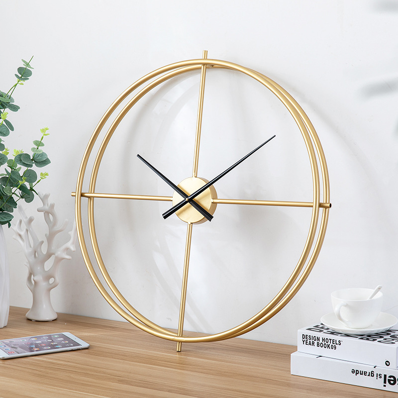Modern Simple Silent Hanging Clock Living Room Bedroom Creative Decorative Clock Northern European Light Luxury Metal Iron
Modern Simple Silent Hanging Clock Living Room Bedroom Creative Decorative Clock Northern European Light Luxury Metal Iron