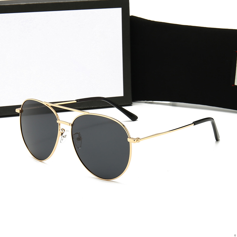 2111 2020 Unisex Sunglasses Men Women Designer Retro glasses uv400 protection goggles Gradient Lens oculos De Sol with box and cases, White;black
2111 2020 Unisex Sunglasses Men Women Designer Retro glasses uv400 protection goggles Gradient Lens oculos De Sol with box and cases, White;black