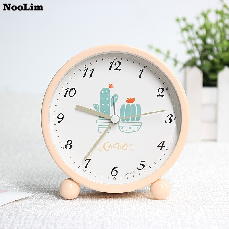NOOLIM Nordic Cartoon Cactus Alarm Clock Creative Simple Student Bedside Mute Round Clock Cute Bedroom Tabletop Decoration
NOOLIM Nordic Cartoon Cactus Alarm Clock Creative Simple Student Bedside Mute Round Clock Cute Bedroom Tabletop Decoration
