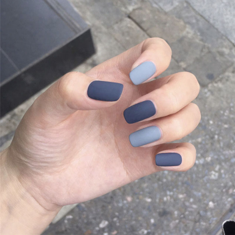 24Pcs/boxed Double Blue Jump Color Matte Mid-length Square Head Nail tips Women Wearable Full Cover press on nails with 2g Glue, As show
24Pcs/boxed Double Blue Jump Color Matte Mid-length Square Head Nail tips Women Wearable Full Cover press on nails with 2g Glue, As show