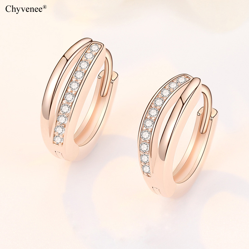 CHYVENEE 2020 New Hoop Earrings for Women Vintage Korean Trend Interlaced Cubic Zirconia Earrings Hoops Silver Color Jewelry 
CHYVENEE 2020 New Hoop Earrings for Women Vintage Korean Trend Interlaced Cubic Zirconia Earrings Hoops Silver Color Jewelry