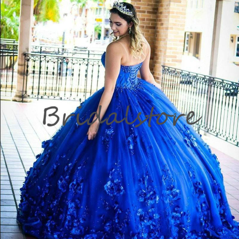 Luxury Royal Blue Quinceanera Dresses With 3D Flowers Elegant Sweetheat Ball Gown Beaded Prom Dresses 2020 Beautiful Brithday Sweet 15 Dress