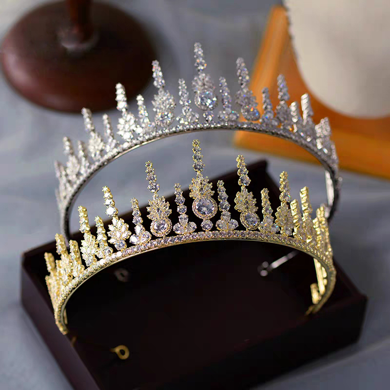 Royal Princess Brides Tiaras Headpieces Hairbands Clear Crystal Wedding Hair Accessories
Royal Princess Brides Tiaras Headpieces Hairbands Clear Crystal Wedding Hair Accessories