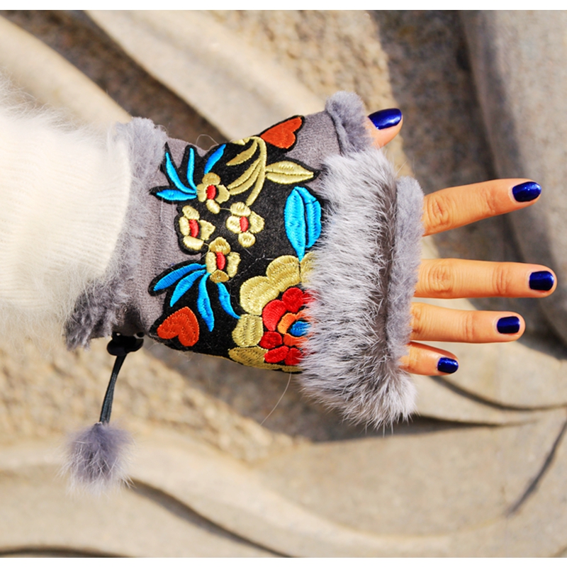 Five Fingers Gloves High Quality 2021 Ethnic Wrist Mexico Style Vintage Embroidery Female Mittens Women Winter National Customs
Five Fingers Gloves High Quality 2021 Ethnic Wrist Mexico Style Vintage Embroidery Female Mittens Women Winter National Customs