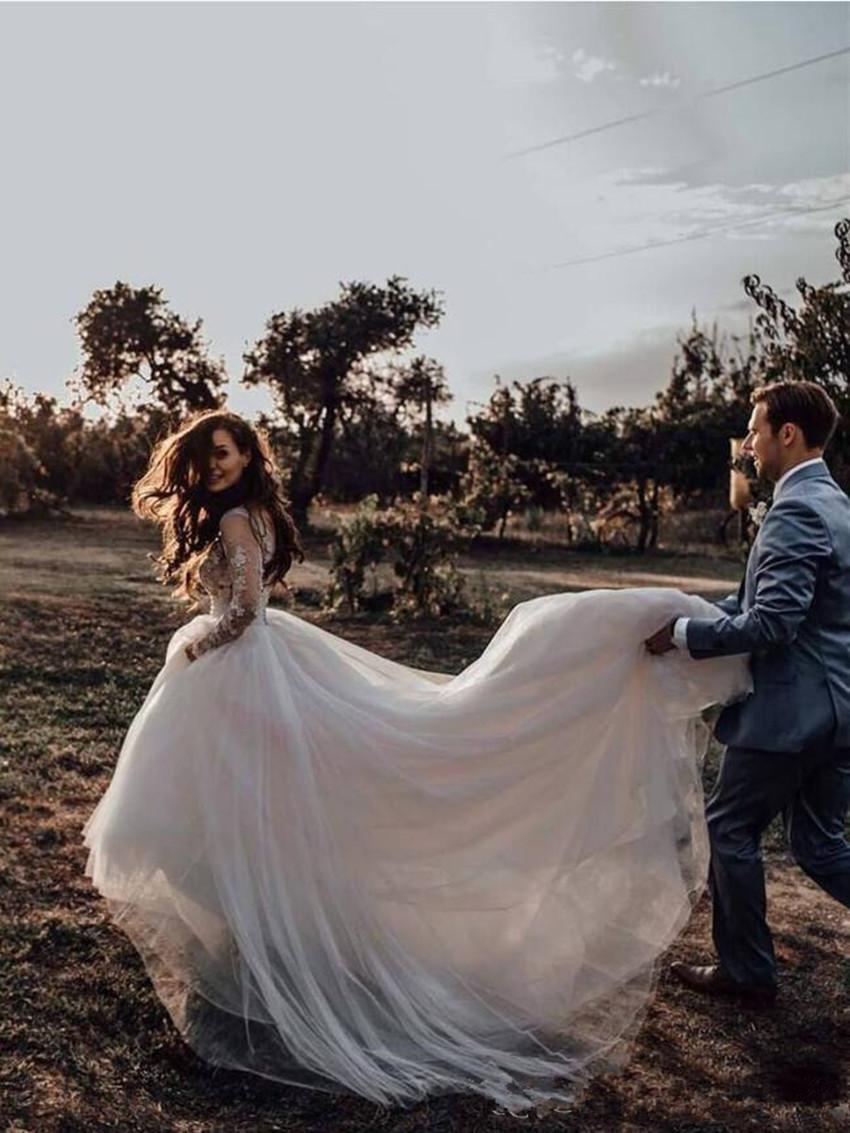 Princess Fairy Country Wedding Dresses 2021 Long Sleeve Backless Lace Tulle Bohemian Illusion Beach Bride Reception Gown Robes