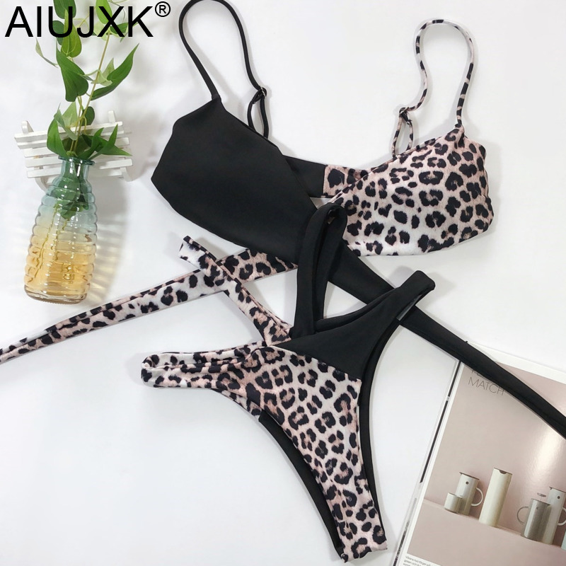 Aiujxk 2020 New Sexy Lingerie Set Women Biquini Summer Bathing Suit Bra And Panty Beachwear 2 Piece Swimsuit Female Swimwear, Black and white
Aiujxk 2020 New Sexy Lingerie Set Women Biquini Summer Bathing Suit Bra And Panty Beachwear 2 Piece Swimsuit Female Swimwear, Black and white