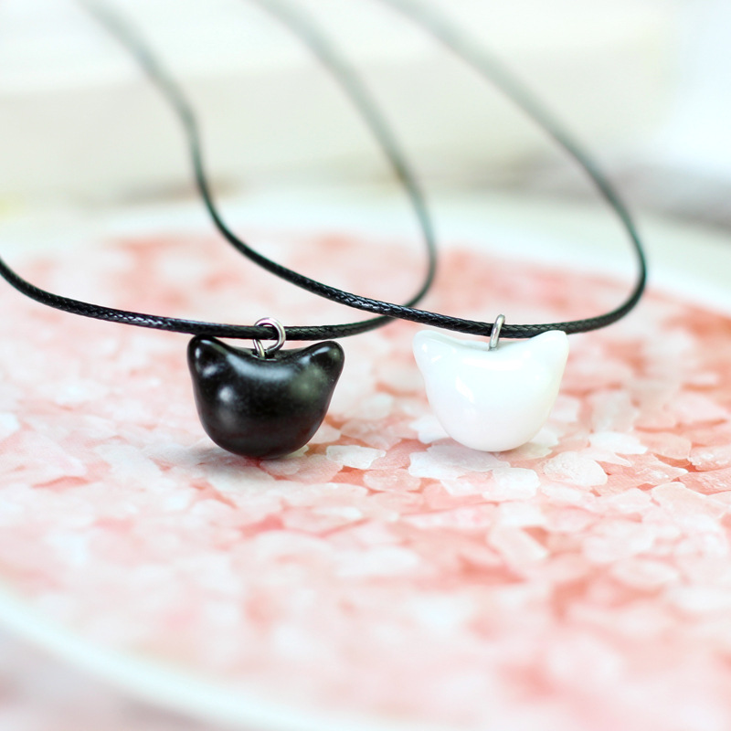 Korean Simple Cute Handmade Ceramic Cat Pendant Necklace Fashion Men and Women Couple Jewelry Accessories Small Gift
Korean Simple Cute Handmade Ceramic Cat Pendant Necklace Fashion Men and Women Couple Jewelry Accessories Small Gift