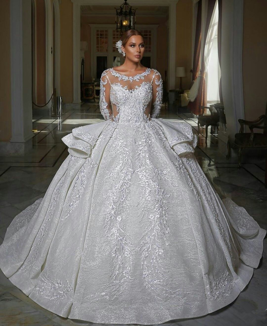 Plus Size Ball Gown Vintage Wedding Dresses 2021 Sheer Long Sleeves Lace Sequined Corset Back Custom Made Bridal Gowns vestido de novia