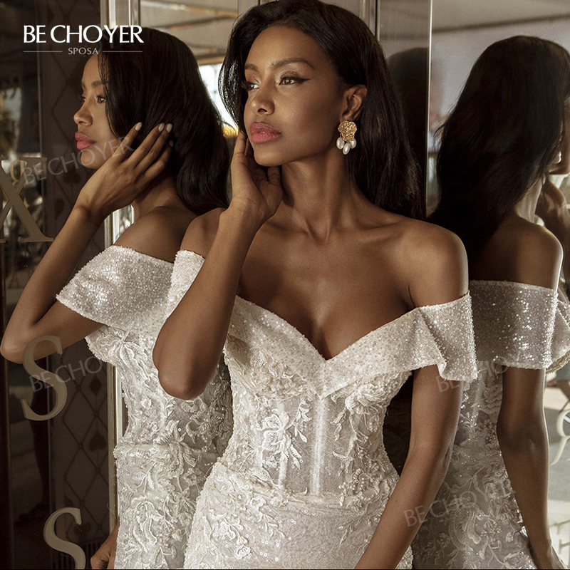 Sweetheart Beaded Mermaid Wedding Dress Beaded Appliques Lace Court Train Bride BECHOYER AS04 Illusion Princess Vestido de Noiva, White
Sweetheart Beaded Mermaid Wedding Dress Beaded Appliques Lace Court Train Bride BECHOYER AS04 Illusion Princess Vestido de Noiva, White