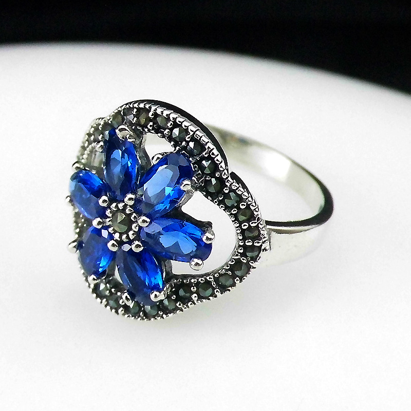FNJ Blue Corundum Flower Rings 925 Silver Original S925 Thai Silver Ring for Women Jewelry MARCASITE
FNJ Blue Corundum Flower Rings 925 Silver Original S925 Thai Silver Ring for Women Jewelry MARCASITE