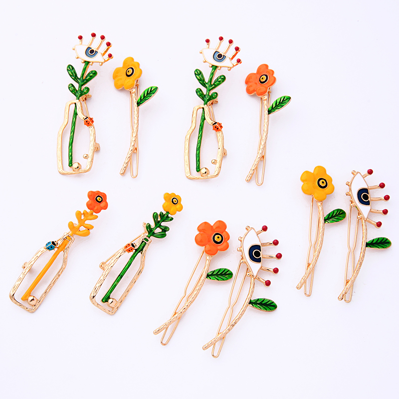 BALANBIU Two-type Unique Multicolored Enamel Flowers Evil Eyes Brooch&Barrettes For Women Gifts 2020 Fashion Gold Color Jewelry
BALANBIU Two-type Unique Multicolored Enamel Flowers Evil Eyes Brooch&Barrettes For Women Gifts 2020 Fashion Gold Color Jewelry