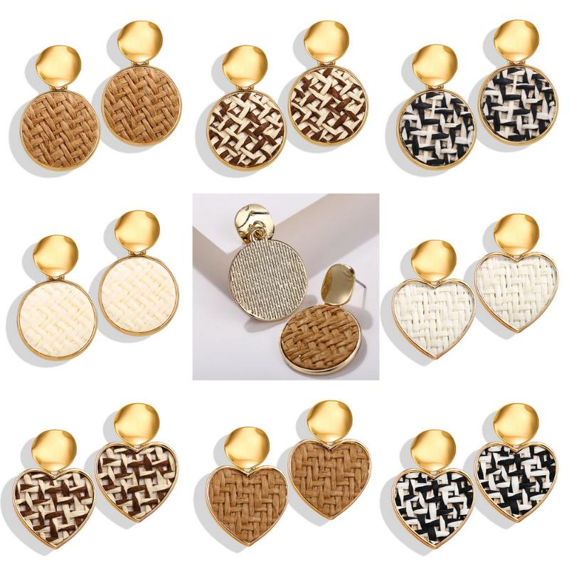 ZHOUYANG Drop Earring For Women Heart Round Shape Grass Weaving Earrings Light Gold Color Fashion Jewelry KAE146
ZHOUYANG Drop Earring For Women Heart Round Shape Grass Weaving Earrings Light Gold Color Fashion Jewelry KAE146