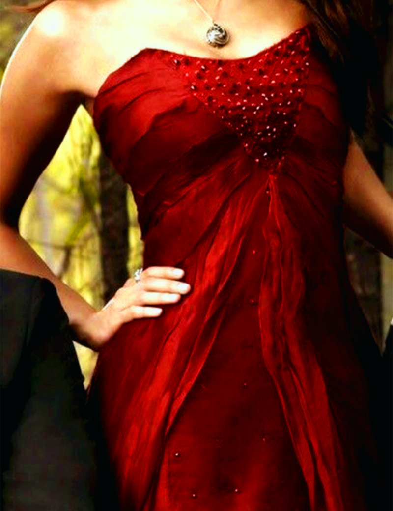 2025 High Low Vintage Dark Red Prom Dresses Beads Short Front Sweetheart Strapless Long Train Evening Gowns Beaded Women Girls Cocktail Party Dress