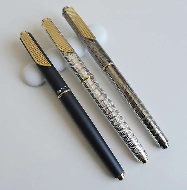 Old Stock Wing Sung 550 Fountain Pen Ink Pen Fine Nib Aerometric Filler Stationery Office school supplies penna stilografica, Red
Old Stock Wing Sung 550 Fountain Pen Ink Pen Fine Nib Aerometric Filler Stationery Office school supplies penna stilografica, Red