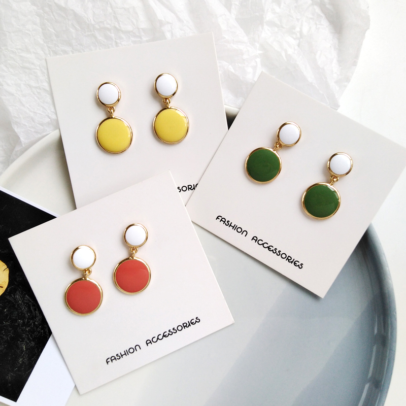 Fashion metal circular color earrings female simple geometry color stud earrings Contrast round stud for women
Fashion metal circular color earrings female simple geometry color stud earrings Contrast round stud for women