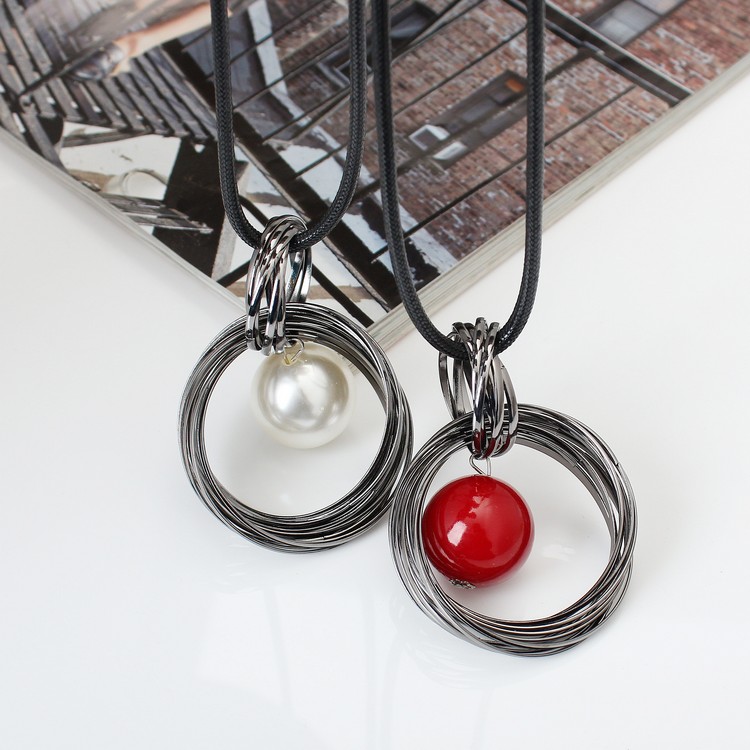 Luxury red ball Pendant Necklace black Sweater Chain Big Circle Round Pendant Long Necklace Women Jewelry Accessories Gifts
Luxury red ball Pendant Necklace black Sweater Chain Big Circle Round Pendant Long Necklace Women Jewelry Accessories Gifts
