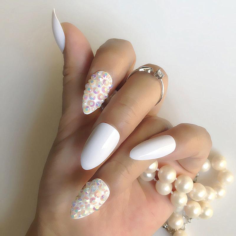 Luxury Fake Nails Designer Extra Long whiteFrench Jewelry Pre-designed Nails Natural Stiletto Rhinestone Decoration Tips, Hs2512
Luxury Fake Nails Designer Extra Long whiteFrench Jewelry Pre-designed Nails Natural Stiletto Rhinestone Decoration Tips, Hs2512