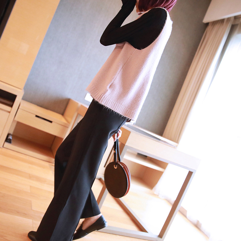 2020 spring new women's loose v-neck sweater vest female short Korean version of the wild sleeveless knit vest, Nostalgic
2020 spring new women's loose v-neck sweater vest female short Korean version of the wild sleeveless knit vest, Nostalgic