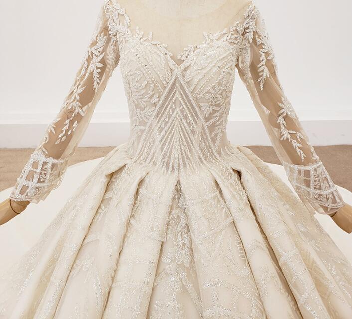 Luxury Castle Wedding Dresses Custom Made Wedding Dress High Quality Desjgher Handmade Bridal Gowns Beaded Sweep Train Vestidos De Novia