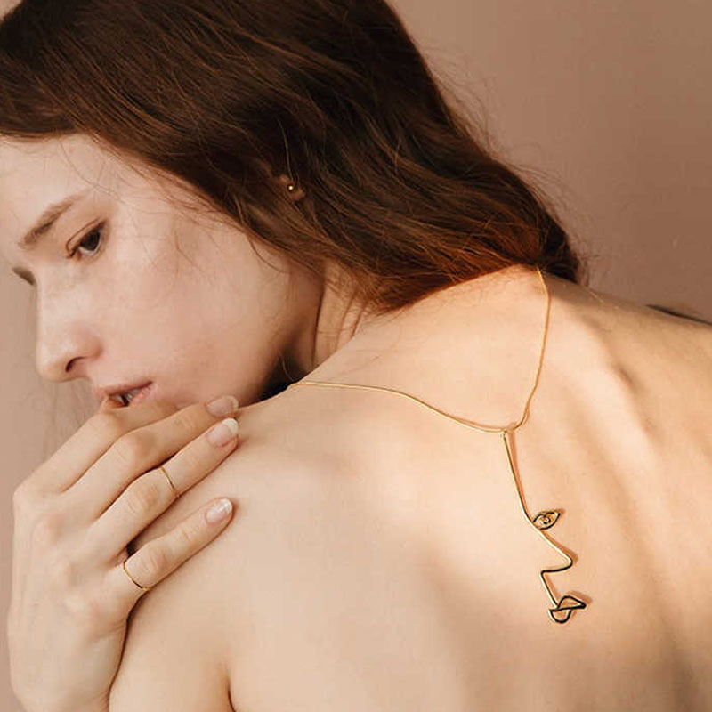 Top Quality Luxury Charms Gold Filled Face Statement Necklace Women Chic Long Necklace Femme Collier Bijoux
Top Quality Luxury Charms Gold Filled Face Statement Necklace Women Chic Long Necklace Femme Collier Bijoux