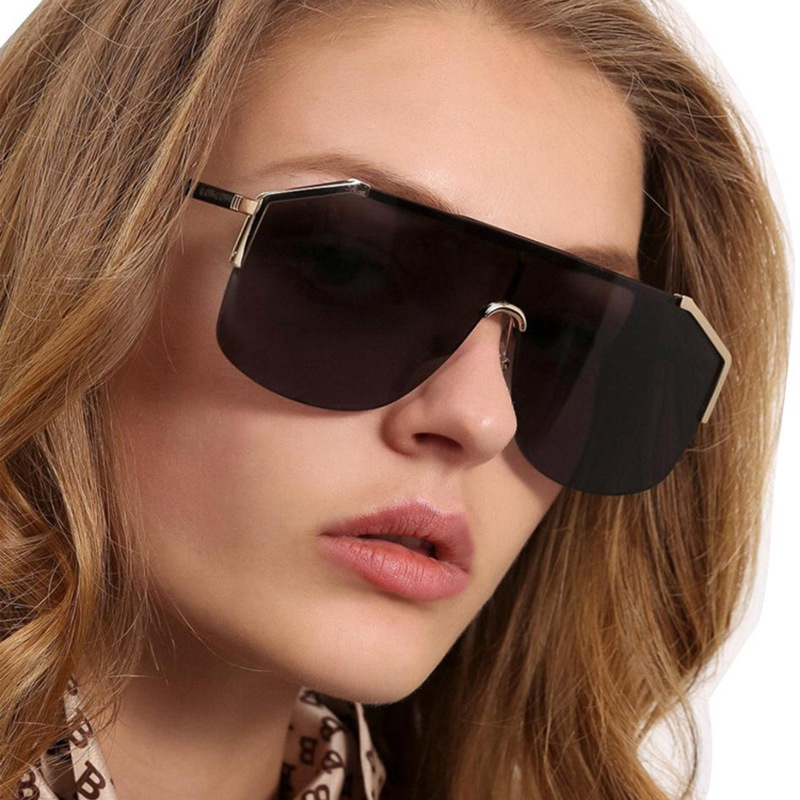 Fashion Gradient sun glasses Driving glasses Radiation protection sunglasses for women 2020 New HD Oversized sunglasses Eyewear
Fashion Gradient sun glasses Driving glasses Radiation protection sunglasses for women 2020 New HD Oversized sunglasses Eyewear