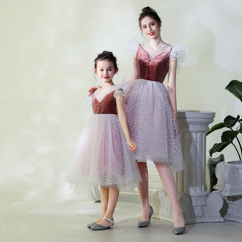 Summer Mother Daughter Dresses 2020 Fashion Mother Mom and Daughter Dress Long Sleeves Summer Fashion Matching Clothes, As pic
Summer Mother Daughter Dresses 2020 Fashion Mother Mom and Daughter Dress Long Sleeves Summer Fashion Matching Clothes, As pic